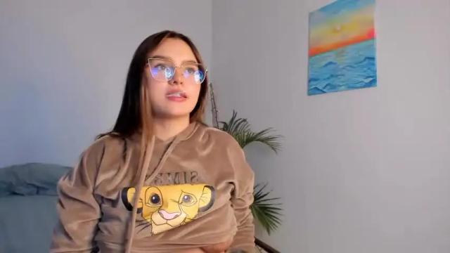 Image 8 of miaa__rosee Stream on Chaturbate on 17 months ago