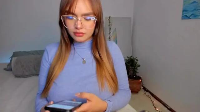 Thumbnail 1, miaa__rosee's Stream at Chaturbate, 17 months ago