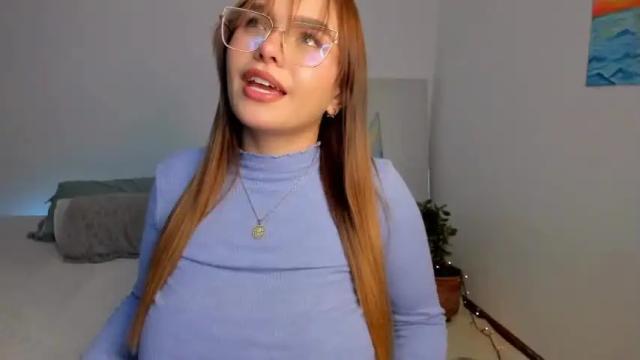 Image 4 of miaa__rosee Stream on Chaturbate on 17 months ago