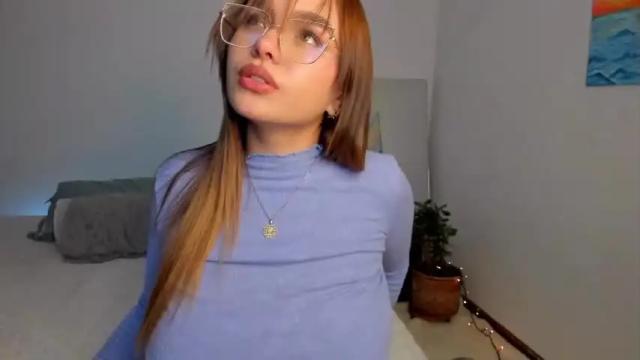 Image 6 of miaa__rosee Stream on Chaturbate on 17 months ago