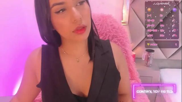 Image 3 of miaa_cameron1 Stream on Chaturbate on 28 days ago