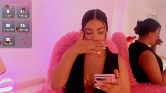 Image 4 of miaa_cameron1 Stream on Chaturbate on 6 months ago