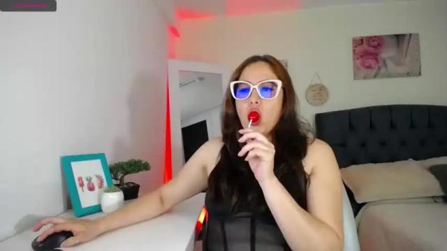 Image 3 of miaa_santos Stream on Chaturbate on 18 months ago