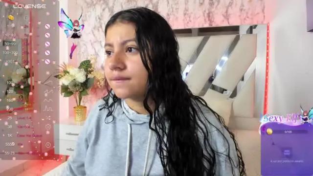 Image 2 of miaa_smiith1 Stream on Chaturbate on 14 months ago