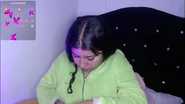 Image 2 of miaa_smiith1 Stream on Chaturbate on 5 months ago