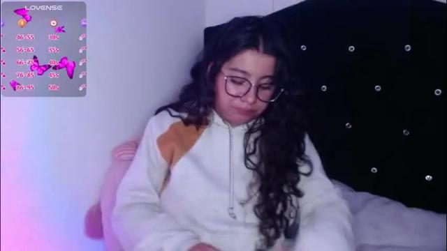 Image 7 of miaa_smiith1 Stream on Chaturbate on 5 months ago