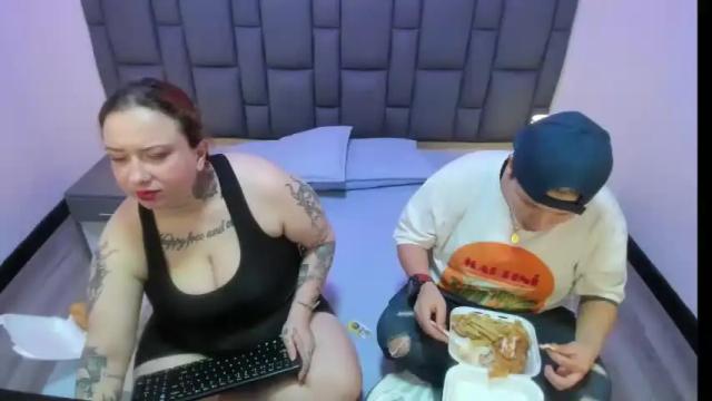 Thumbnail 1, miaandmolly_'s Stream at Chaturbate, 1 month ago