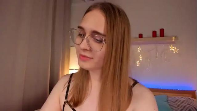 Image 10 of miabond_ Stream on Chaturbate on 1 month ago