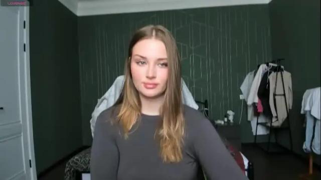Image 2 of miabrian Stream on Chaturbate on 2 months ago