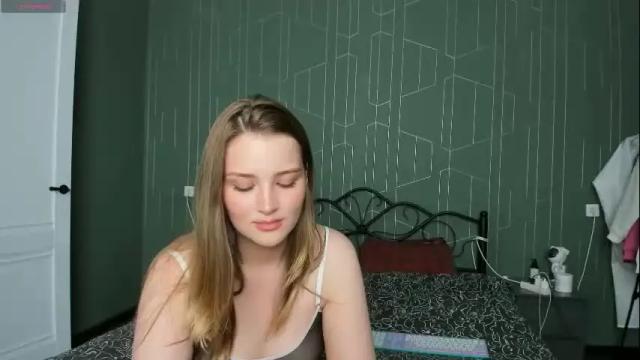 Image 11 of miabrian Stream on Chaturbate on 1 month ago