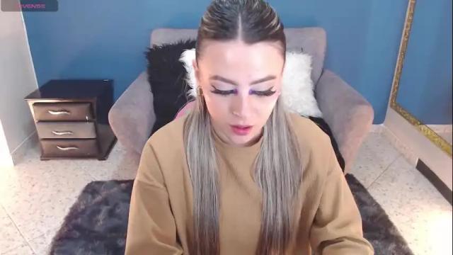 Thumbnail 1, miacarperrlux's Stream at Chaturbate, 29 days ago