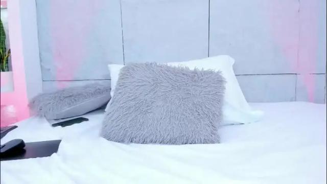 Image 7 of miacollson Stream on Chaturbate on 2 months ago