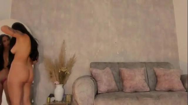 Image 2 of miacoopersx Stream on Chaturbate on 1 month ago
