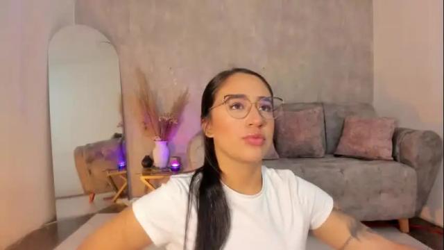 Image 8 of miacoopersx Stream on Chaturbate on 1 month ago
