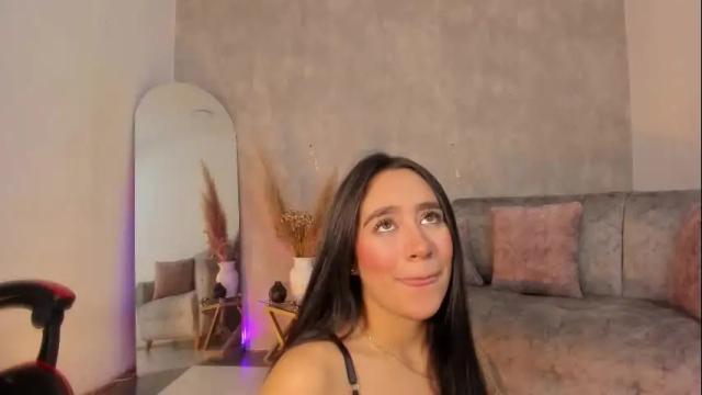 Image 6 of miacoopersx Stream on Chaturbate on 23 days ago