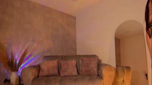 Image 4 of miacoopersx Stream on Chaturbate on 1 day ago
