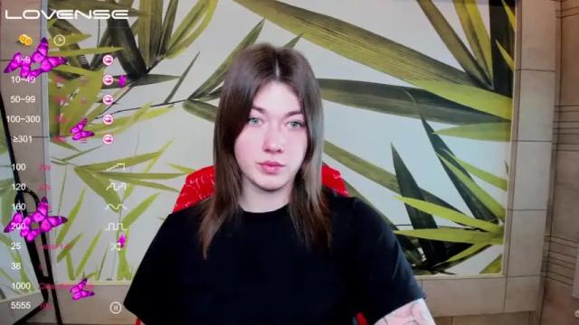 Thumbnail 1, miacrystl's Stream at Chaturbate, 13 months ago