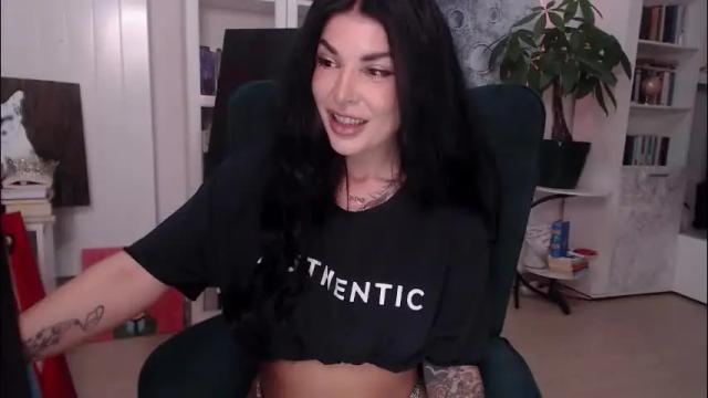Image 3 of miacute4u Stream on Chaturbate on 5 months ago