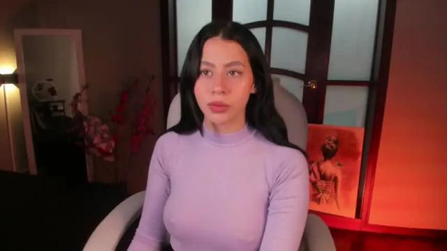 Image 3 of miadaniells Stream on Chaturbate on 16 months ago