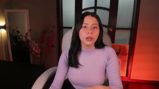 Image 8 of miadaniells Stream on Chaturbate on 16 months ago
