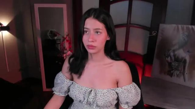 Image 3 of miadaniells Stream on Chaturbate on 16 months ago