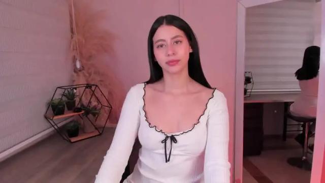 Thumbnail 3, miadaniells's Stream at Chaturbate, 15 months ago