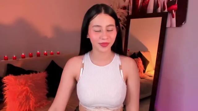 Image 11 of miadaniells Stream on Chaturbate on 15 months ago