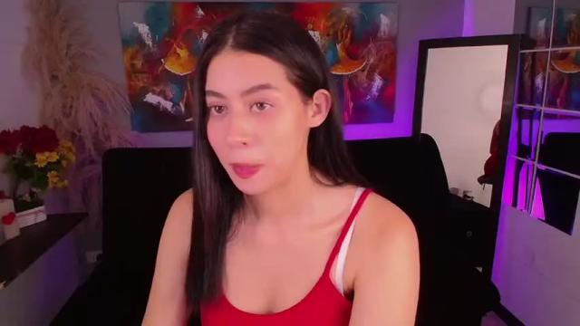 Image 2 of miadaniells Stream on Chaturbate on 14 months ago