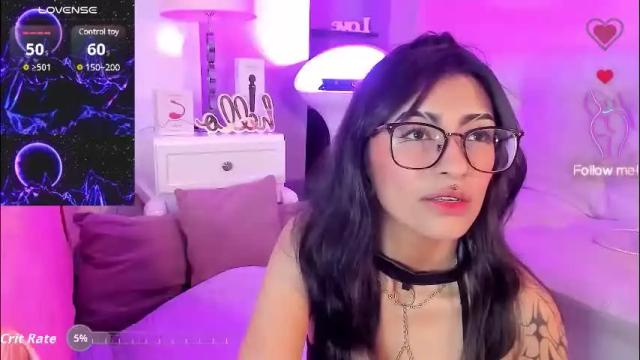 Image 3 of miadevine_ Stream on Chaturbate on 3 months ago