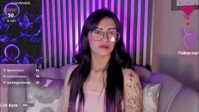 Image 3 of miadevine_ Stream on Chaturbate on 3 months ago