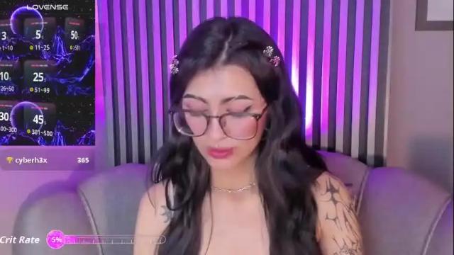 Image 4 of miadevine_ Stream on Chaturbate on 2 months ago