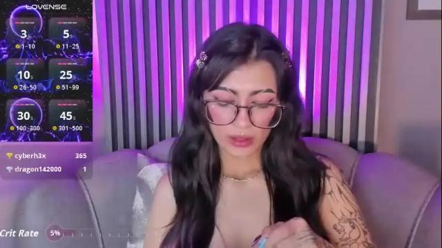 Image 7 of miadevine_ Stream on Chaturbate on 2 months ago
