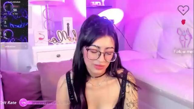 Image 10 of miadevine_ Stream on Chaturbate on 2 months ago