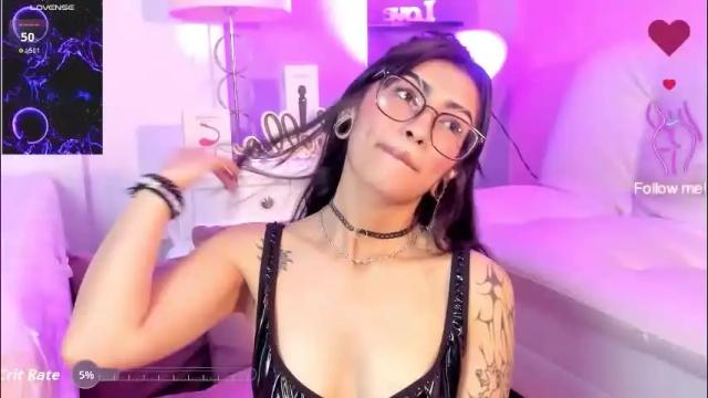 Image 12 of miadevine_ Stream on Chaturbate on 2 months ago