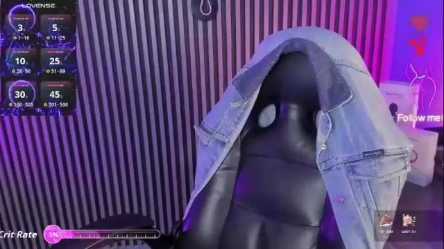 Image 4 of miadevine_ Stream on Chaturbate on 2 months ago