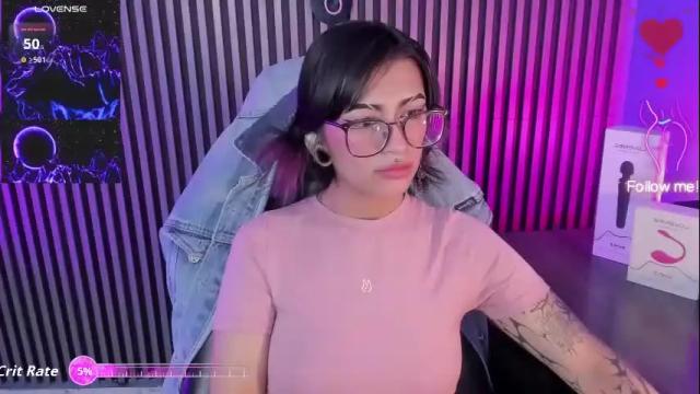 Image 6 of miadevine_ Stream on Chaturbate on 2 months ago