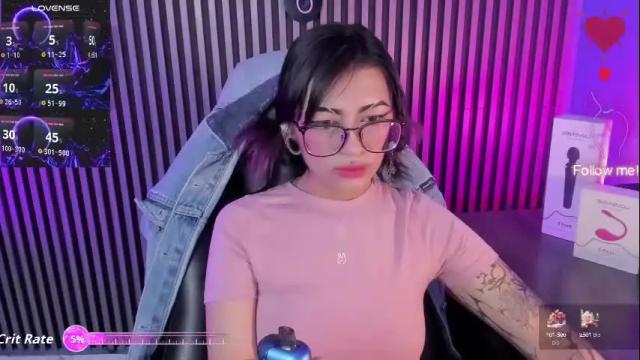 Image 7 of miadevine_ Stream on Chaturbate on 2 months ago