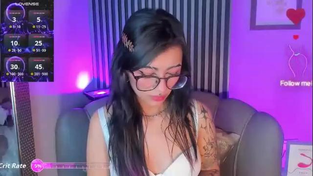 Image 11 of miadevine_ Stream on Chaturbate on 2 months ago