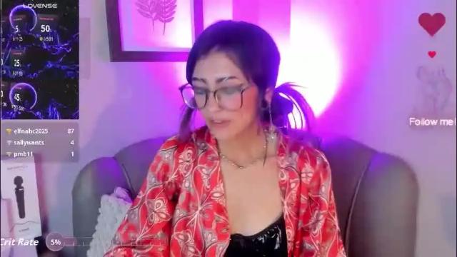 Image 4 of miadevine_ Stream on Chaturbate on 2 months ago