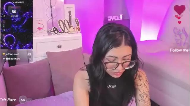 Image 6 of miadevine_ Stream on Chaturbate on 2 months ago