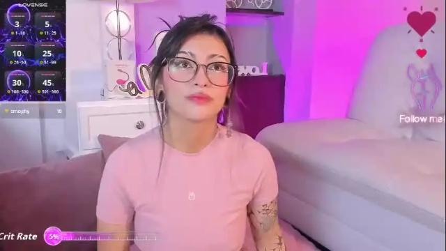 Image 6 of miadevine_ Stream on Chaturbate on 2 months ago
