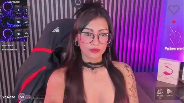 Image 3 of miadevine_ Stream on Chaturbate on 2 months ago