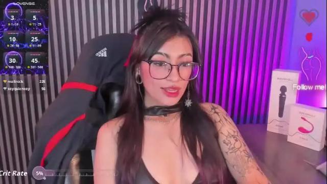 Image 4 of miadevine_ Stream on Chaturbate on 2 months ago