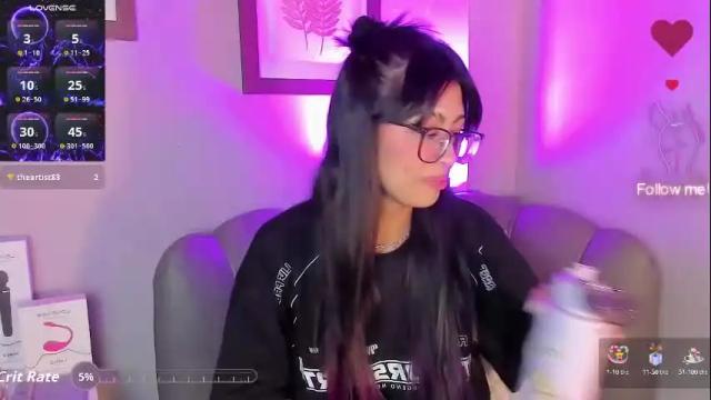 Image 10 of miadevine_ Stream on Chaturbate on 2 months ago