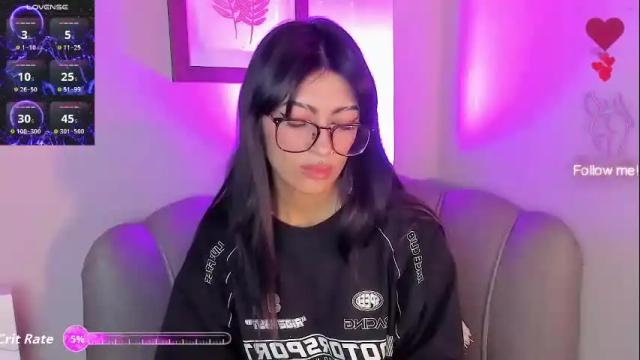 Image 3 of miadevine_ Stream on Chaturbate on 2 months ago
