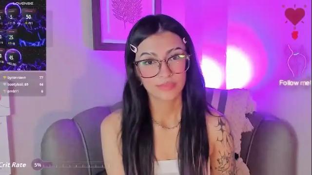 Image 6 of miadevine_ Stream on Chaturbate on 2 months ago