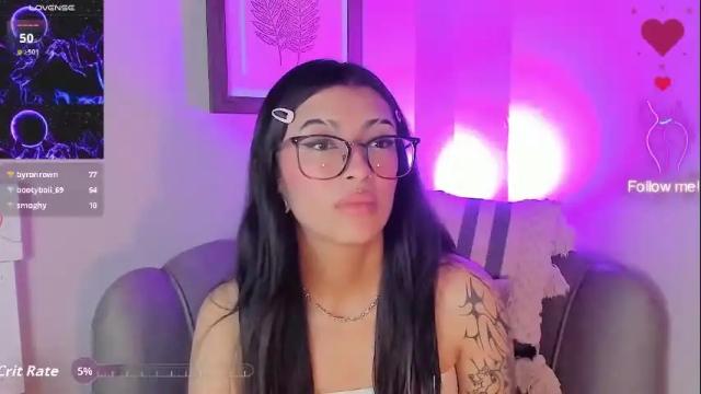 Image 8 of miadevine_ Stream on Chaturbate on 2 months ago