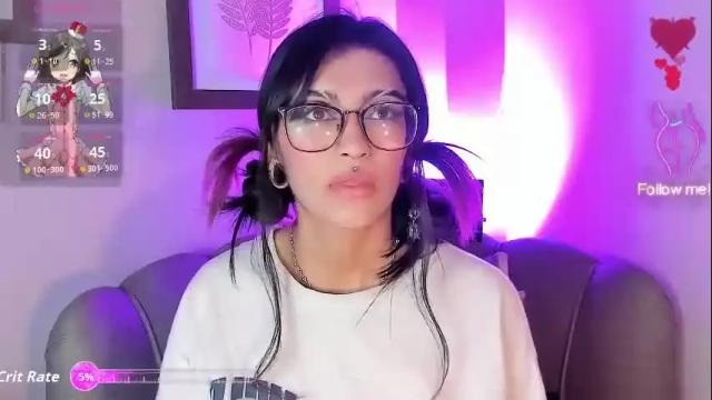 Image 2 of miadevine_ Stream on Chaturbate on 2 months ago