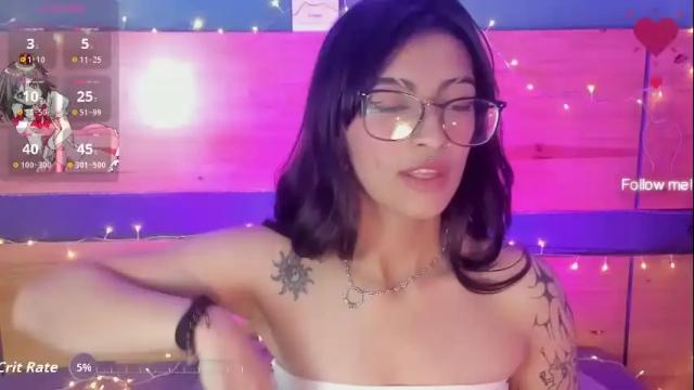Image 3 of miadevine_ Stream on Chaturbate on 2 months ago