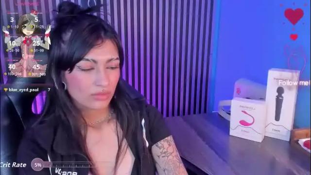Image 8 of miadevine_ Stream on Chaturbate on 1 month ago